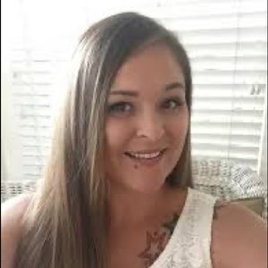 Meet your Posher, Isabella